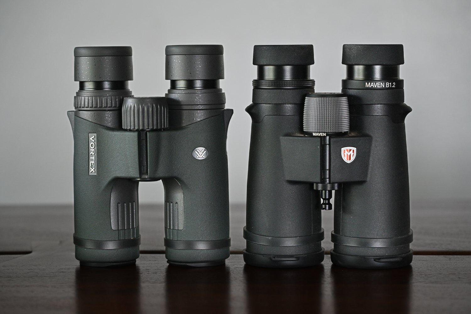 The Razor UHD 32mm binoculars are roughly the same size as the Maven B1.2, although the Razor is lighter.